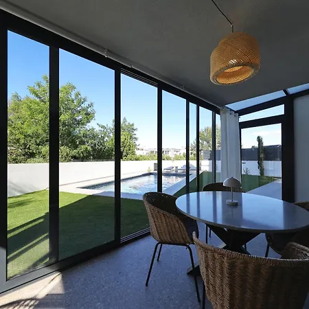 Robell Privater Garten Beheizter Pool Strandnaehe 자톤