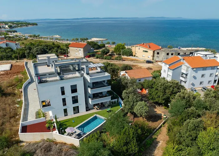 Robell Privater Garten Beheizter Pool Strandnaehe Appartement