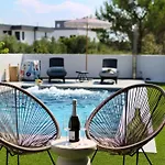 Robell Privater Garten Beheizter Pool Strandnaehe Daire