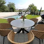 Daire Robell Privater Garten Beheizter Pool Strandnaehe