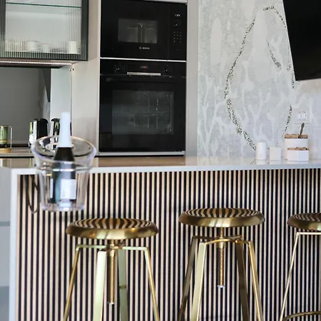 Apartment Robell Privater Garten Beheizter Pool Strandnaehe *