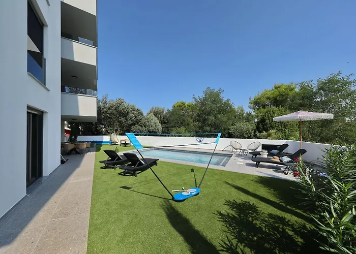Robell Privater Garten Beheizter Pool Strandnaehe Затон