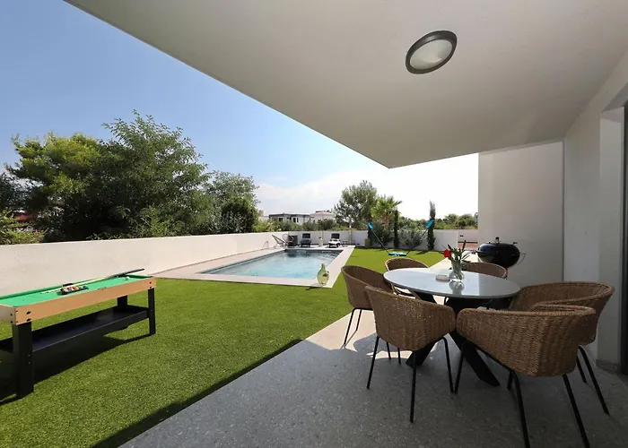 Robell Privater Garten Beheizter Pool Strandnaehe Апартаменты
