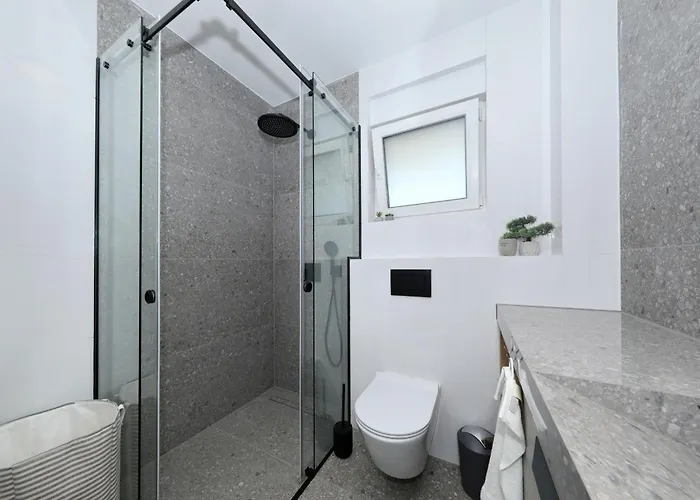 Robell Privater Garten Beheizter Pool Strandnaehe Apartment Zaton (Zadar)