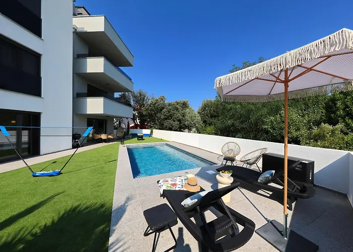 Robell Privater Garten Beheizter Pool Strandnaehe Apartment *